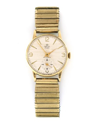 Lot 1534 - A 9ct gold Smiths 'Deluxe' mechanical bracelet watch