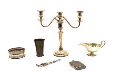 Lot 69 - A collection of silver plated items
