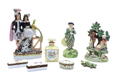 Lot 214 - Three 19th century porcelain pill boxes