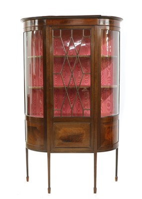 Lot 281 - An Edwardian crossbanded mahogany display cabinet