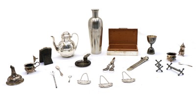 Lot 36 - A collection of silver and plated items