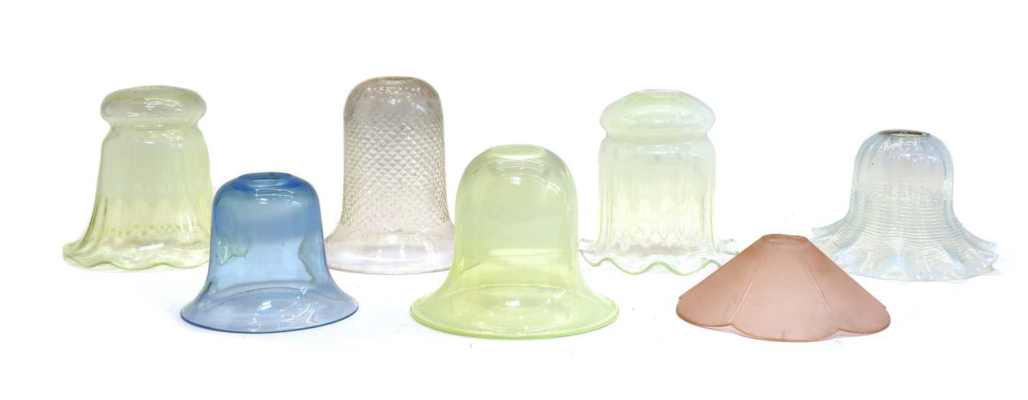 Lot 71 - A collection of glass shades