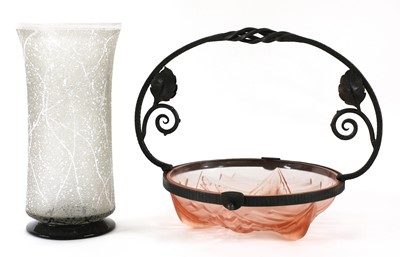 Lot 290 - A Daum glass vase