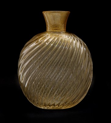 Lot 144 - A Murano glass vase