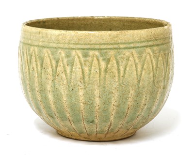 Lot 5 - A Chinese celadon-glazed bowl