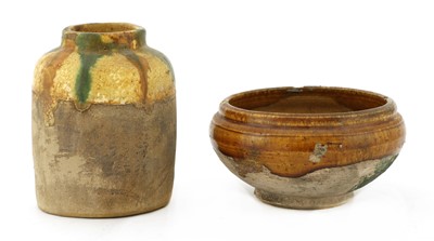 Lot 6 - A Chinese sancai-glazed earthenware jar