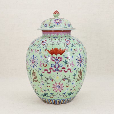 Lot 181 - A Chinese famille rose jar and cover