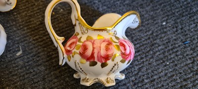 Lot 173 - A collection of Victorian ‘Cabbage Rose’ porcelain tea wares