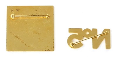 Lot 1328 - A Chanel gold-plated brooch