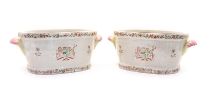 Lot 173 - A pair of porcelain footbaths