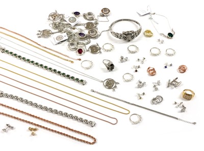 Lot 197 - A quantity of silver jewellery