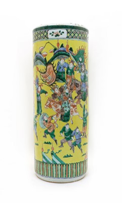 Lot 121 - A Chinese famille verte porcelain umbrella stand