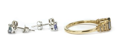 Lot 121 - A 9ct gold gem set and diamond ring