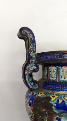 Lot 185 - A collection of Chinese items