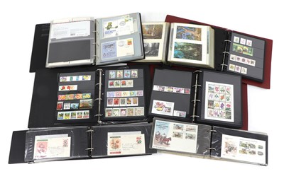 Lot 249 - Stamps and postcards to include birds and butterflies