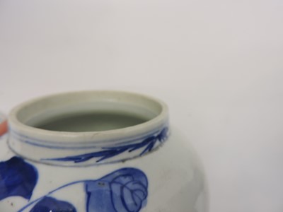 Lot 143 - A collection of Chinese blue and white ceramics