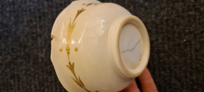 Lot 179 - A 19th century Rockingham style porcelain tea set
