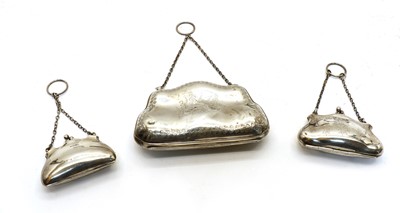 Lot 76 - A collection of silver items