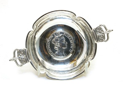 Lot 62 - A Royal silver wedding commemorative goblet
