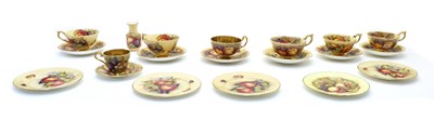 Lot 162 - A collection of Aynsley 'Orchard Gold' dinner and teaware