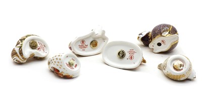Lot 178 - A collection of Royal Crown Derby paperweights