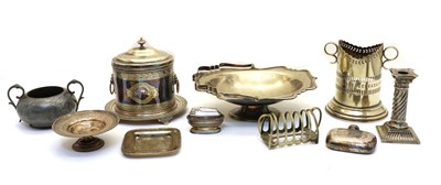 Lot 63 - A collection of silver plated items