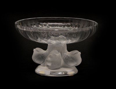 Lot 185A - A modern Lalique 'Nogent' four bird dish