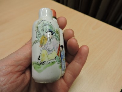 Lot 127 - A collection of Chinese snuff bottles