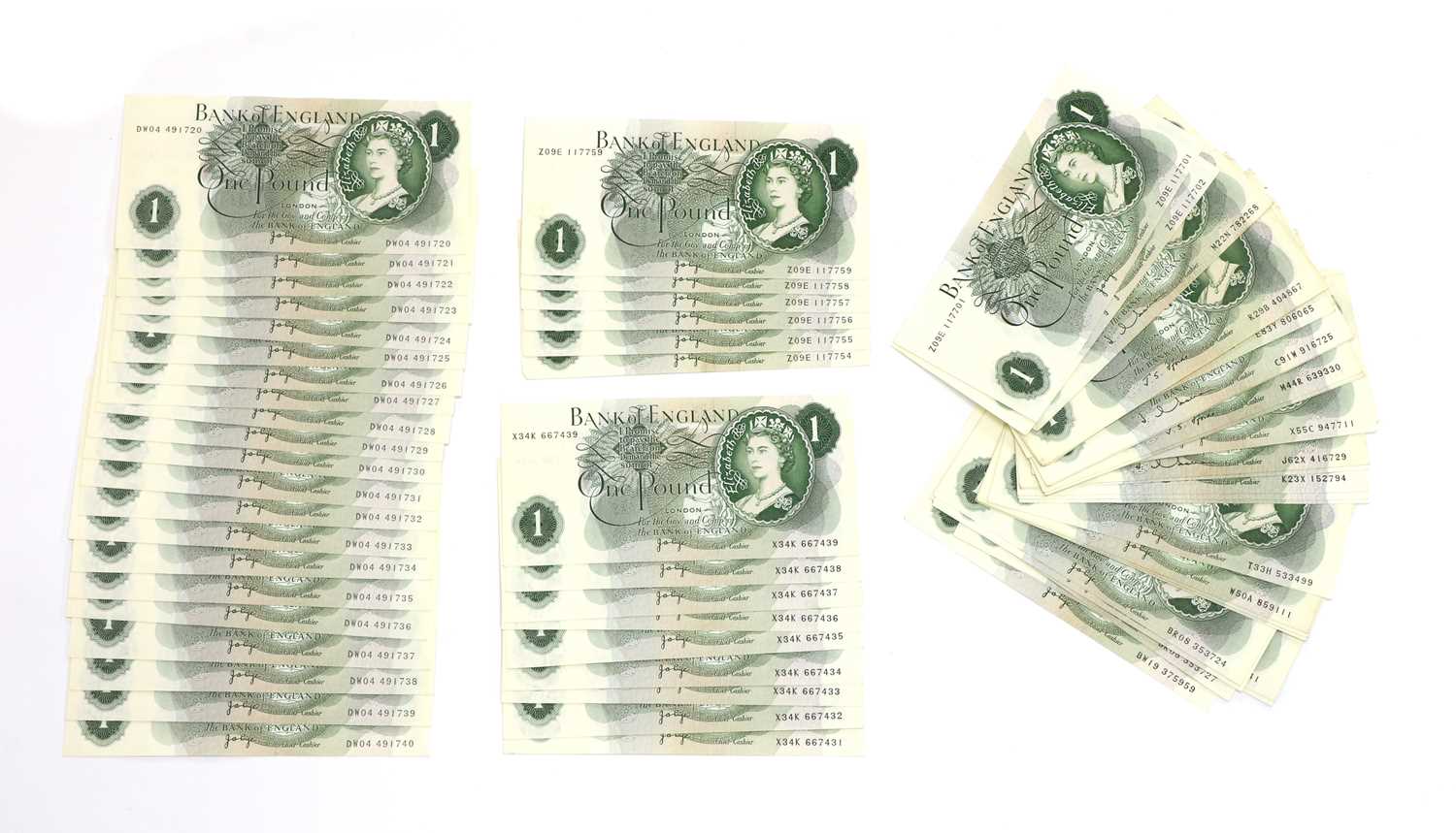 Lot 81 - Banknotes, Great Britain, Elizabeth II (1952-)