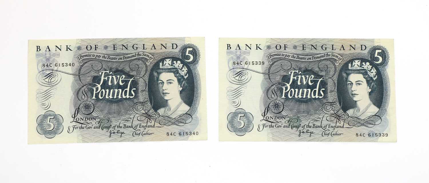 Lot 82 - Banknotes, Great Britain, Elizabeth II (1952-)