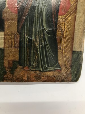 Lot 20 - An icon of the Annunciation