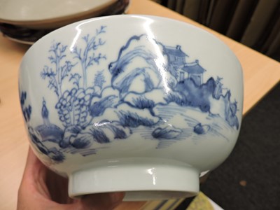 Lot 129 - A Chinese Nanking Cargo blue and white bowl