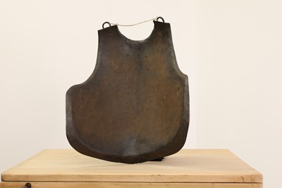 Lot 460 - An iron armour breastplate
