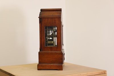 Lot 34 - A walnut cased bracket clock