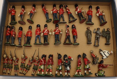 Lot 207 - Painted lead toy soldiers