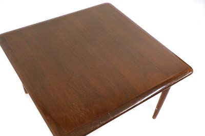 Lot 577 - A teak coffee table