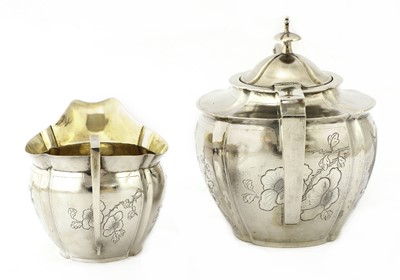 Lot 158 - A Chinese export silver teapot