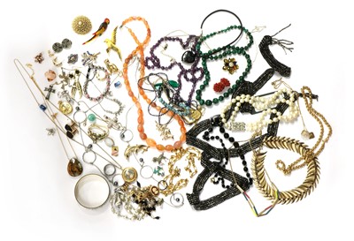 Lot 273 - A quantity of costume jewellery