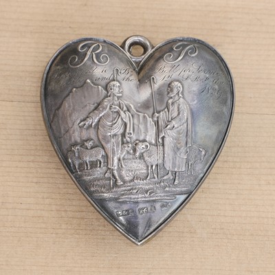 Lot 325 - A large George IV silver heart-shaped pendant