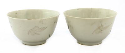Lot 333 - A pair of Chinese famille rose teacups