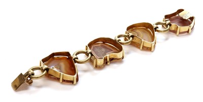 Lot 284 - An Austrian gold agate bracelet