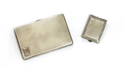 Lot 276 - A sterling silver cigarette case