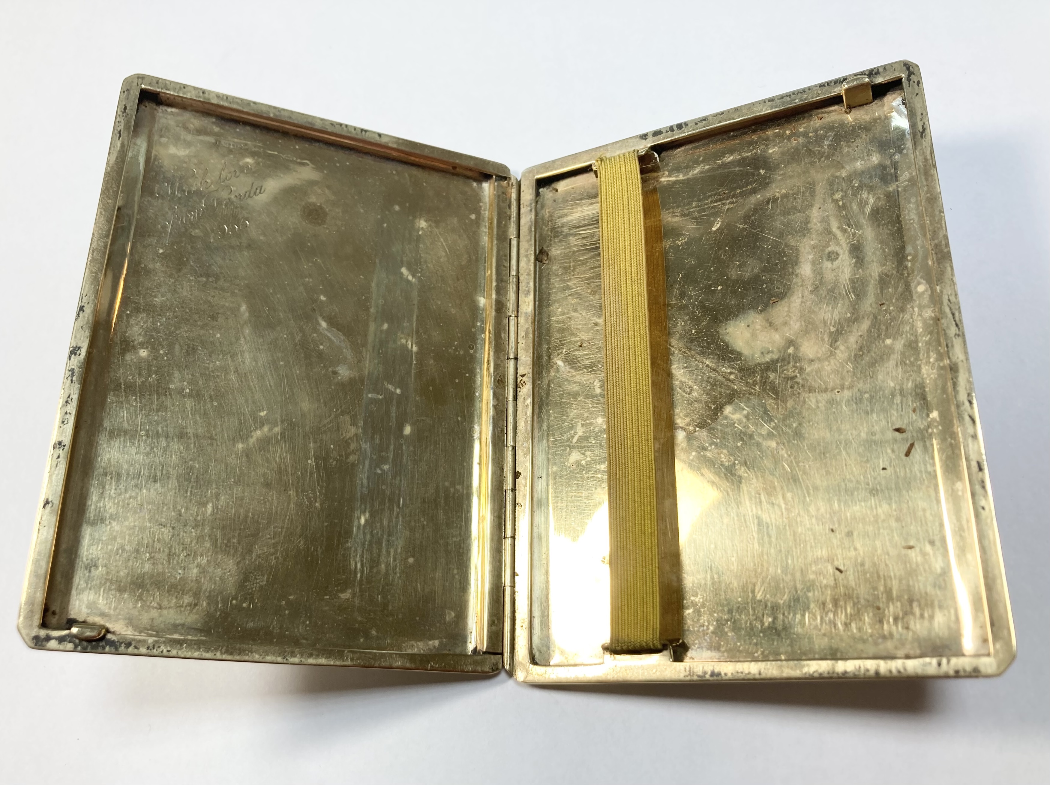 Lot 277 - A 9ct Gold Cigarette Case,