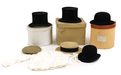 Lot 250 - A collection of six various hats