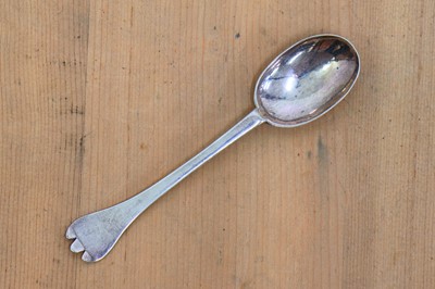 Lot 320 - A George III silver trefid spoon