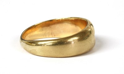 Lot 209 - A gentlemen's gold single stone paste ring
