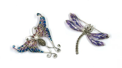 Lot 255 - A silver plique-à-jour enamel butterfly brooch/pendant