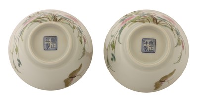 Lot 375 - A pair of Chinese famille rose tea bowls
