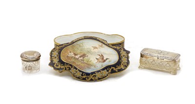 Lot 352 - A Limoges porcelain trinket box