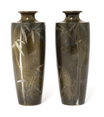 Lot 433 - A pair of Japanese bronze vases